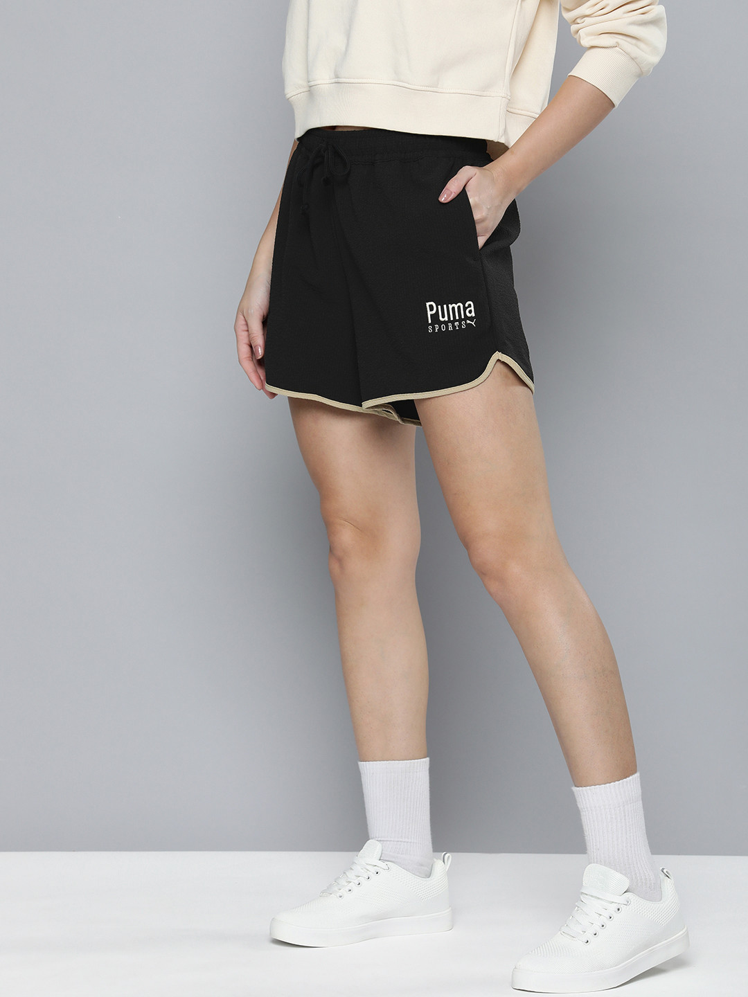 Puma Women TEAM dryCELL Outdoor Shorts