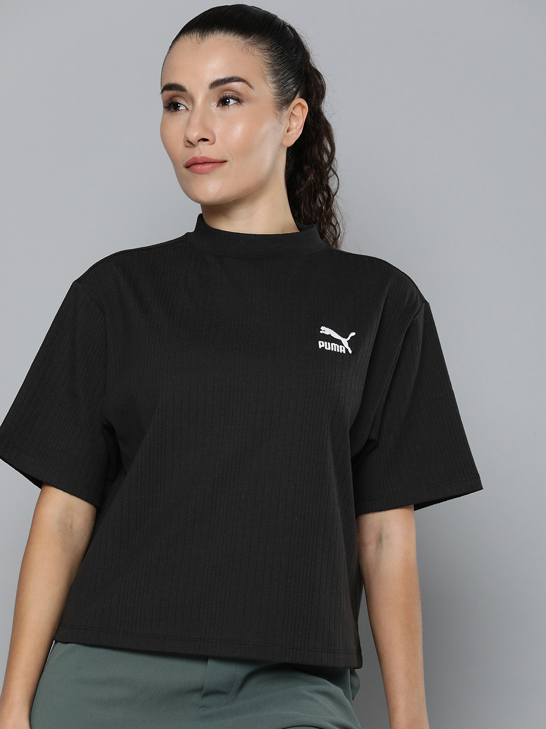 Puma Classics Relaxed Fit Ribbed Outdoor T-shirt