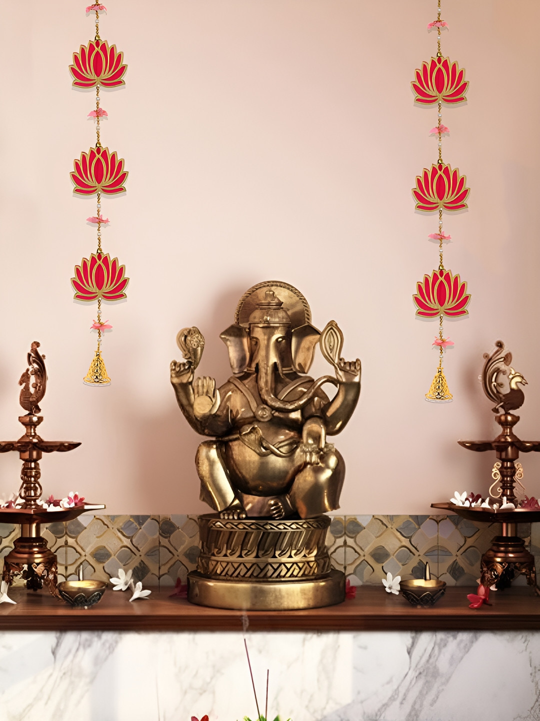 CraftVatika Gold-Toned & Pink 2 Pieces Lotus-Shaped Toran