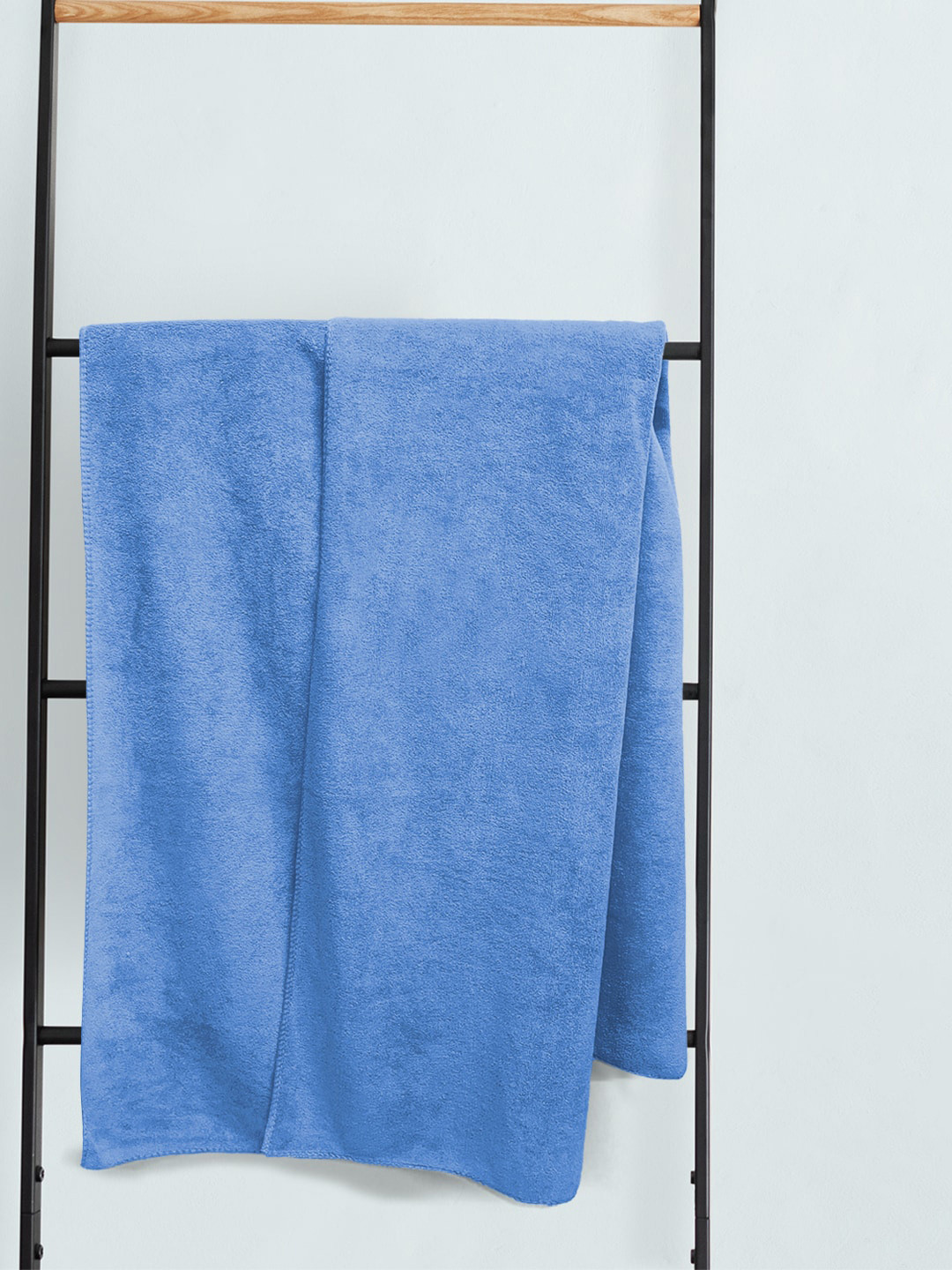 Aura Blue Microfiber 450GSM Ultra Soft & Light Weight Bath Towels