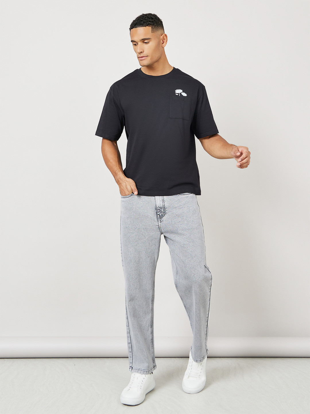 Styli Men Acid Wash Loose Fit Jeans with Pockets