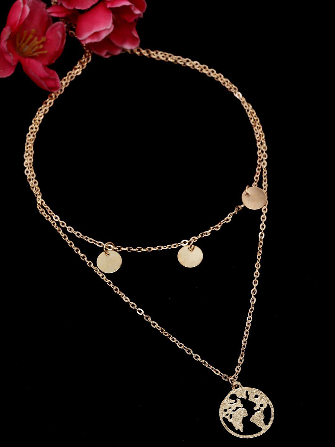 OOMPH World Globe Medalion Layered Link Necklace