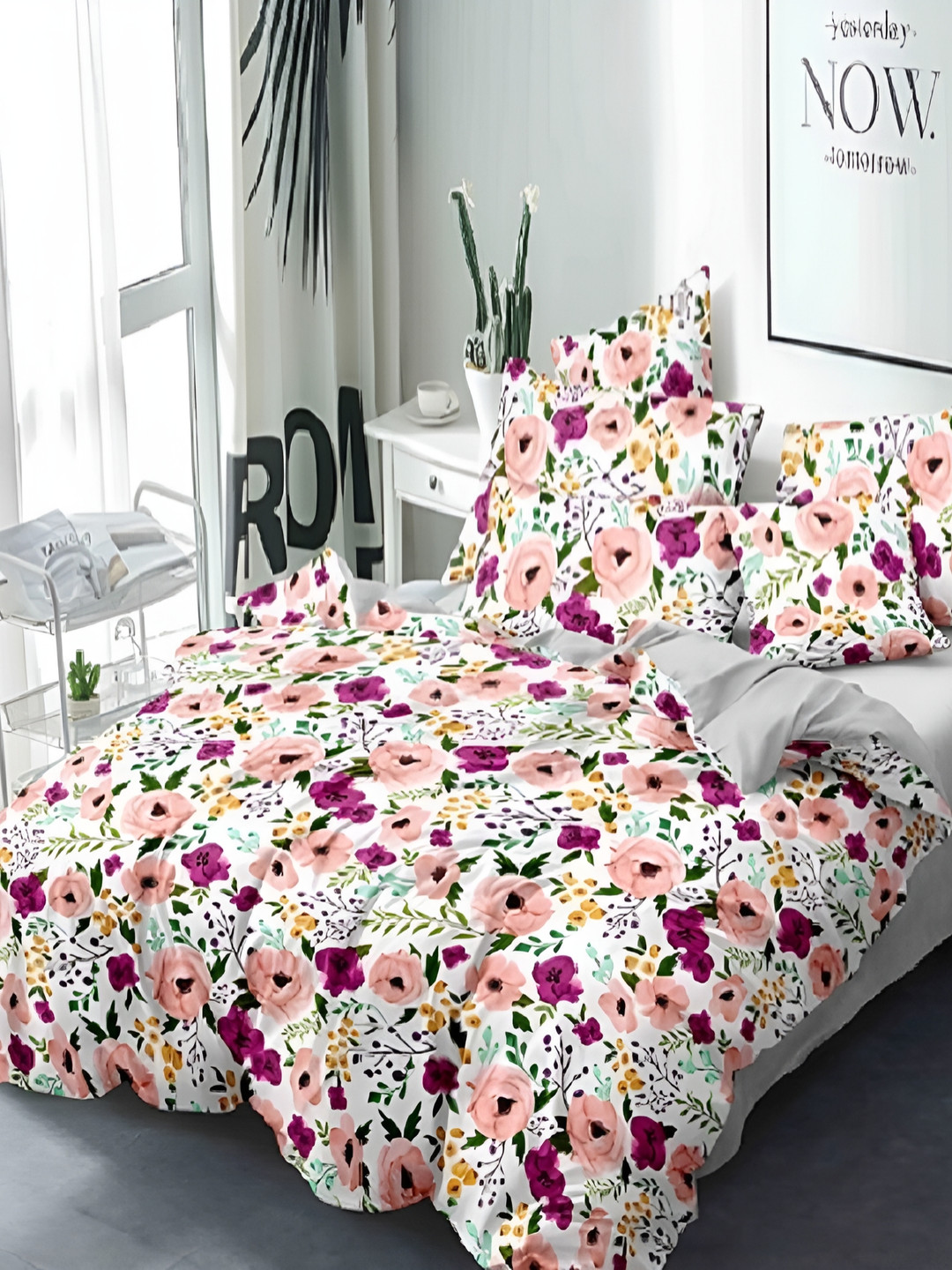 Laying Style Royal Passion White Floral Polycotton 160 TC Queen Bedsheet with 2 Pillow Covers-180 x 195 cm