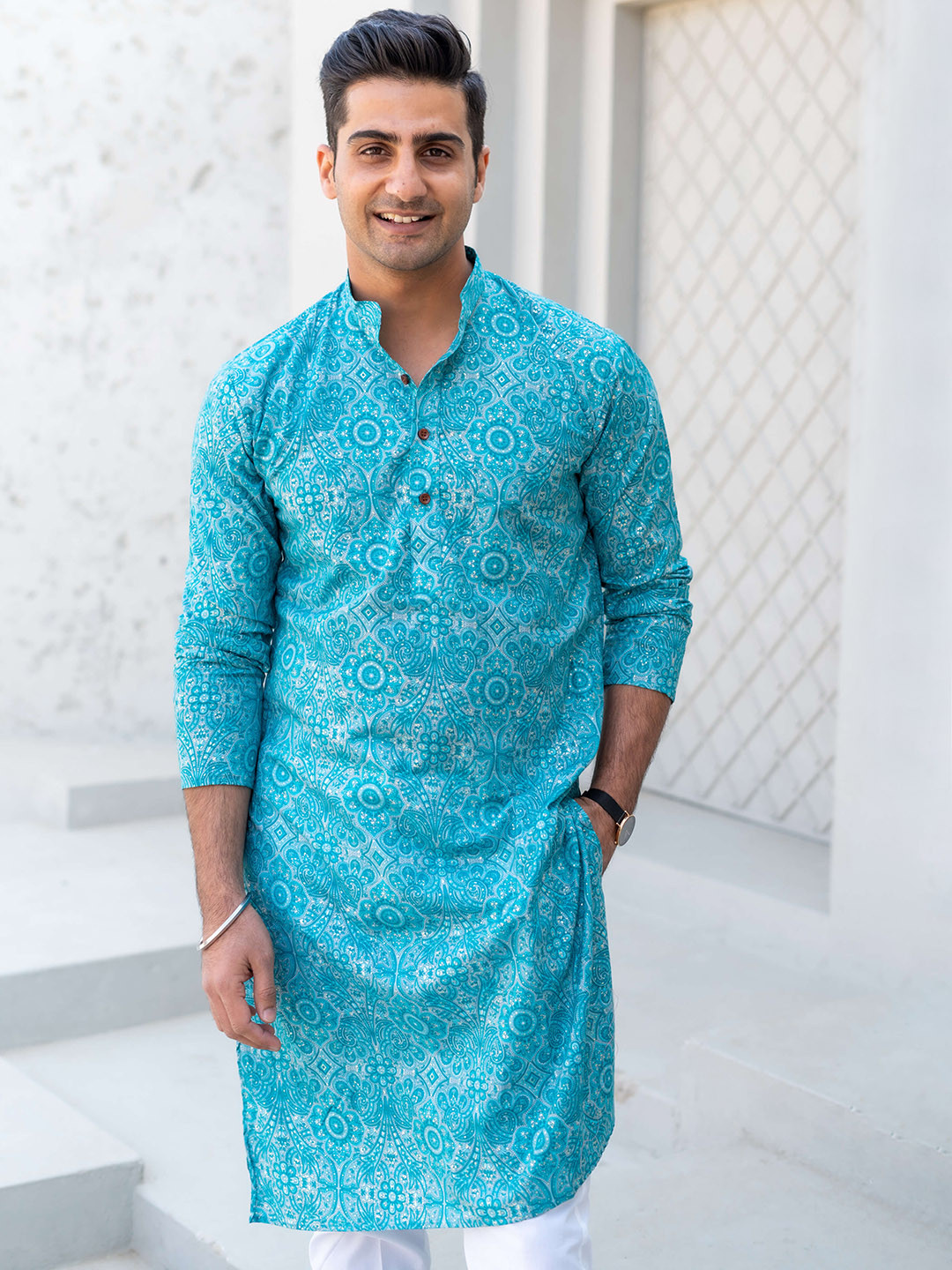 Shasak Mandarin Collar Long Sleeveless Ethnic Print Cotton Straight Kurta