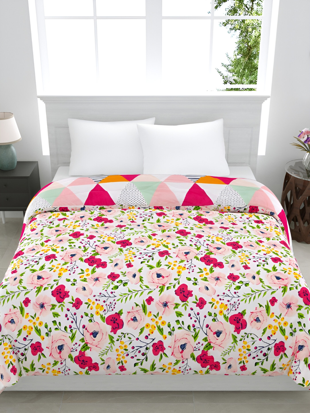 GYT Pink & White Floral Printed Mild Winter Reversible 180 GSM Single Bed Comforter