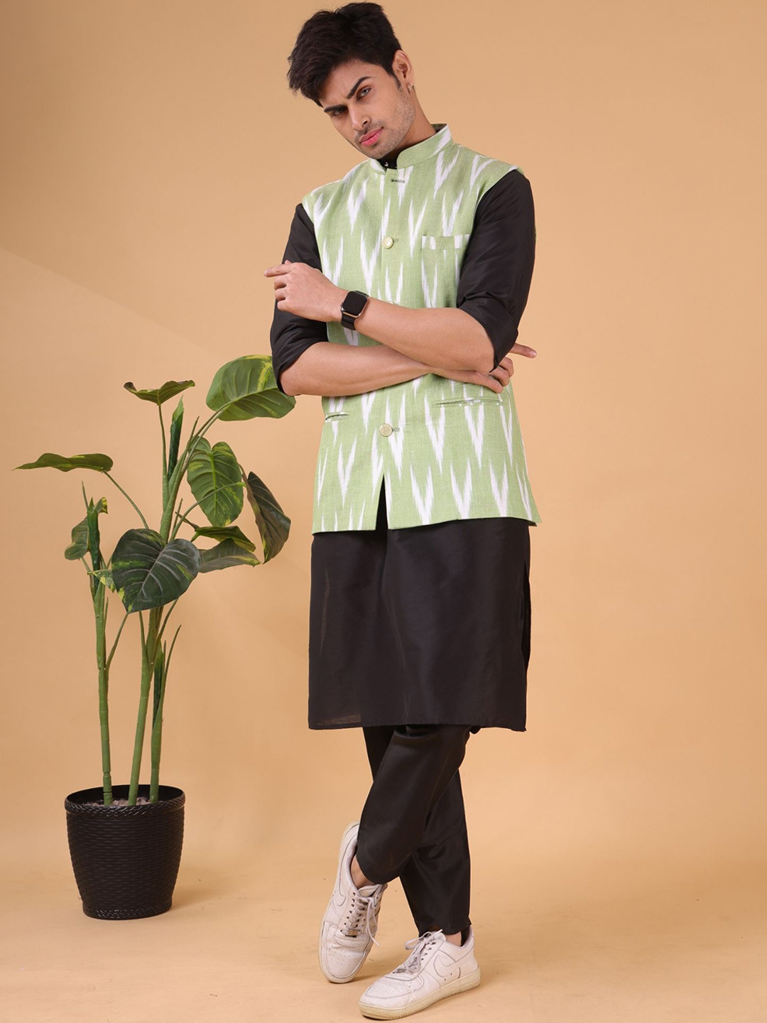 SHIWAM ETHNIX Mandarin Collar Regular Sleeves Straight Jacket Kurta & Pyjamas