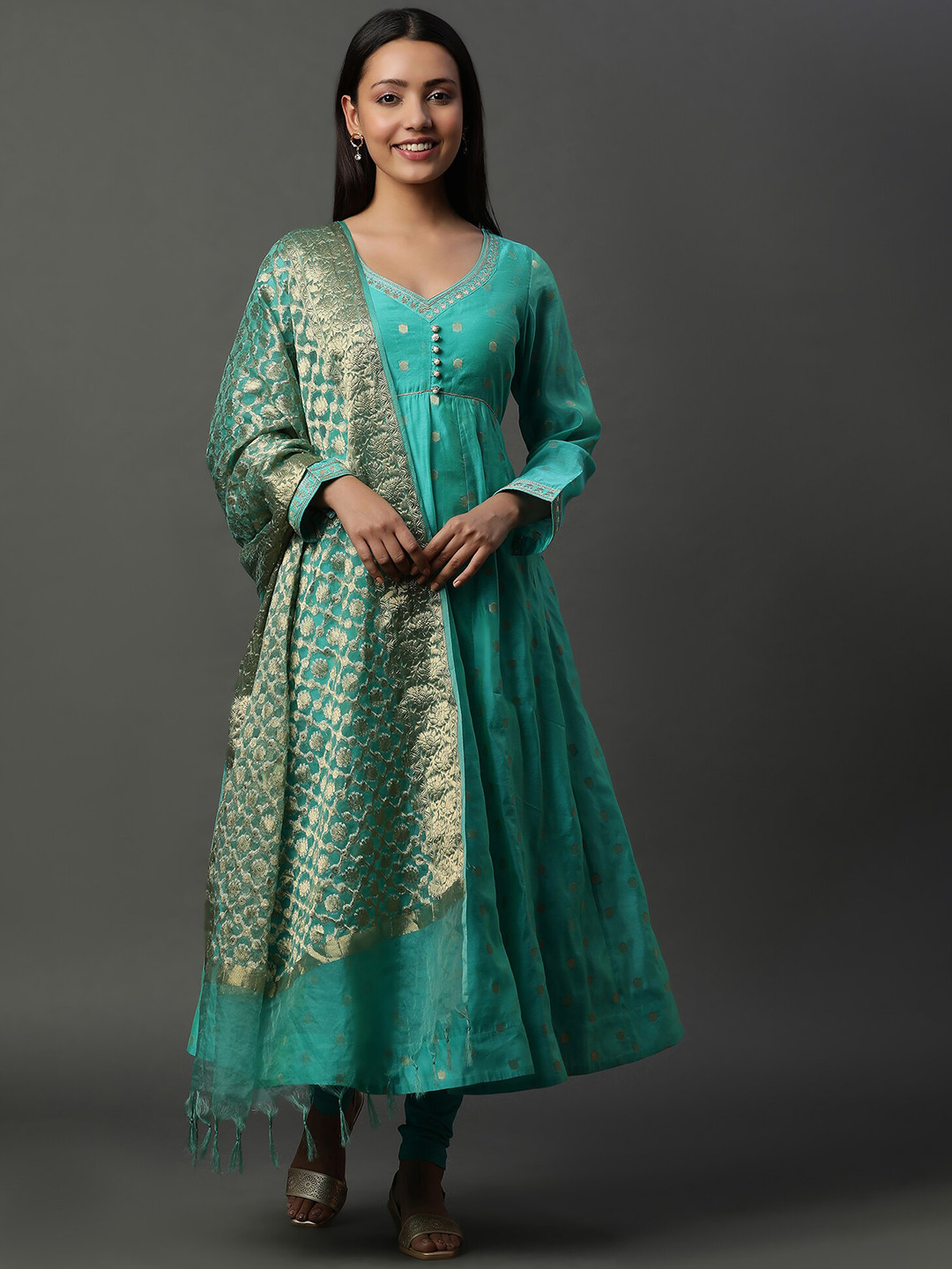 AURELIA Ethnic Motifs V-Neck Full Sleeves Regular Thread Work Kurta With Dupatta