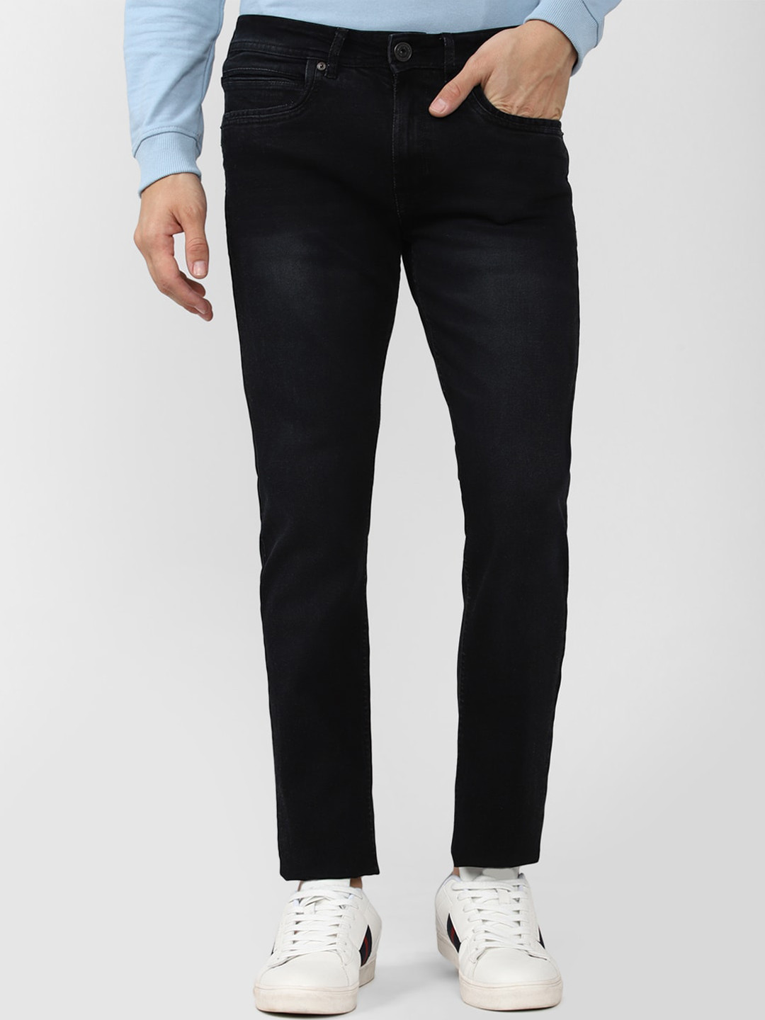 Peter England Casuals Men Slim Fit Light Fade Clean Look Sretchable Jeans