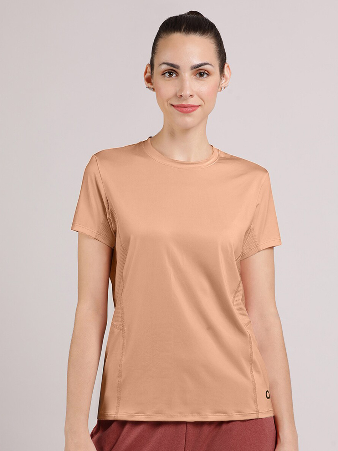 Amante Round Neck Short Sleeves Flaunt Workout T-shirt