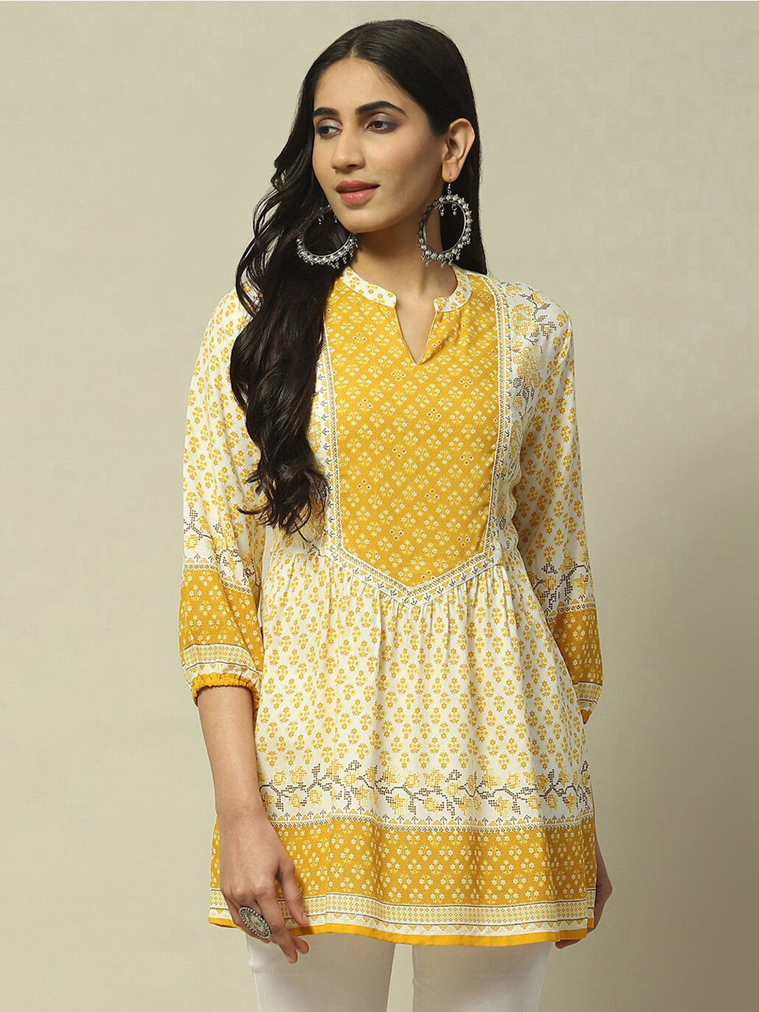 Rangriti Ethnic Motifs Printed Mandarin Collar Top