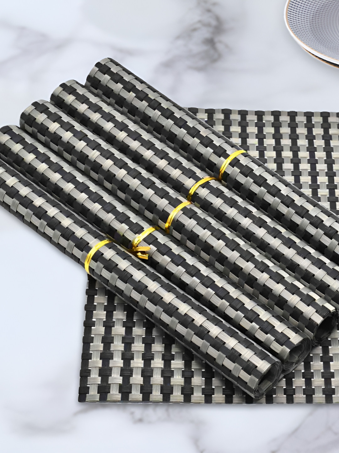 Kookee Black & Beige 6 Pieces Checked Table Placemats
