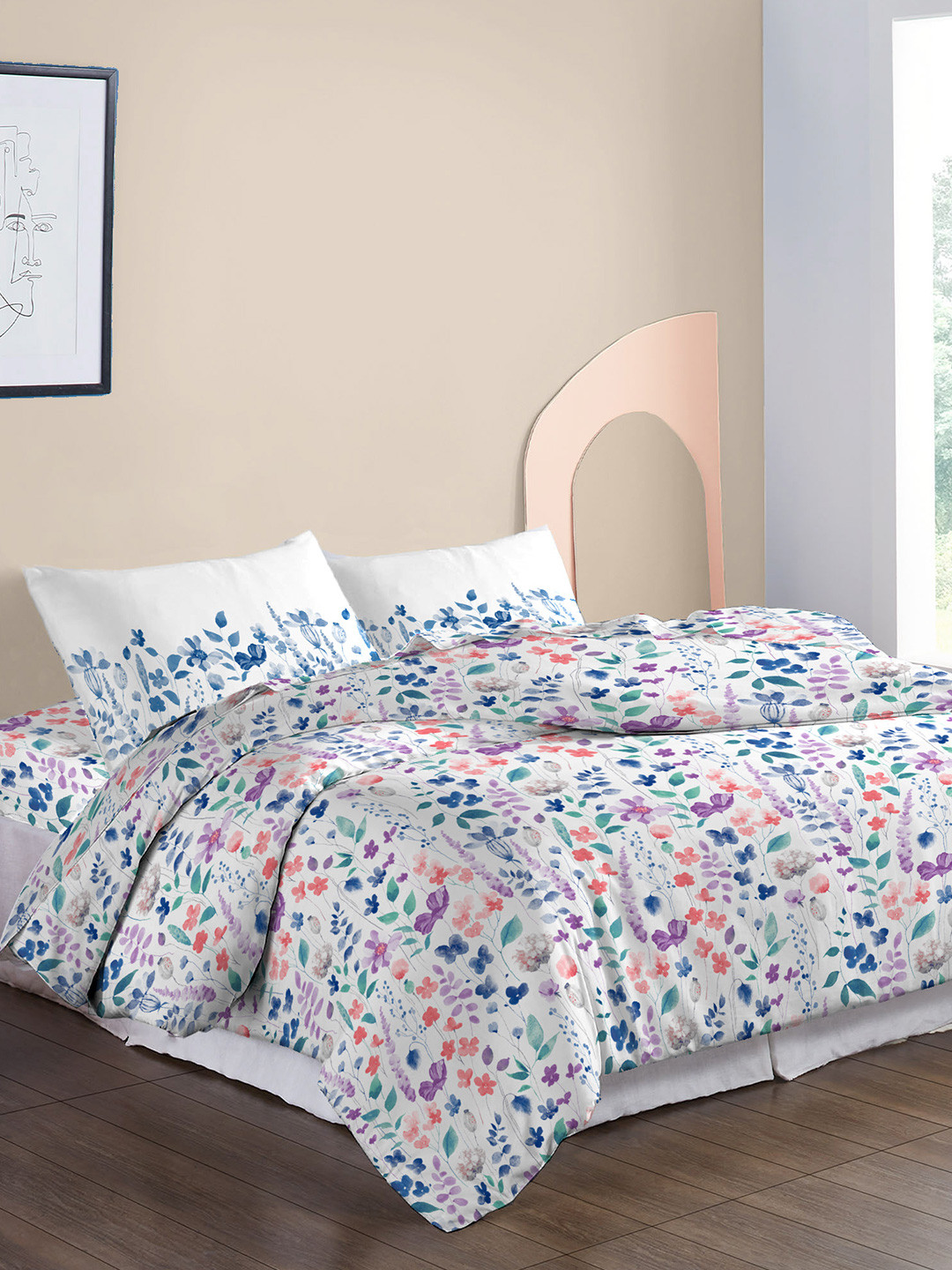 MYTRIDENT White & Blue Pure Cotton Mild Winter Double King Bedding With 2 Pillow Covers
