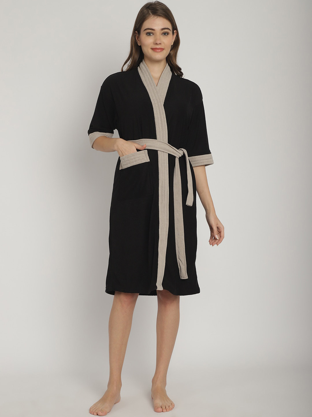 ELEVANTO Black Solid Terrycloth Drawstring Knee Length Bath Robe