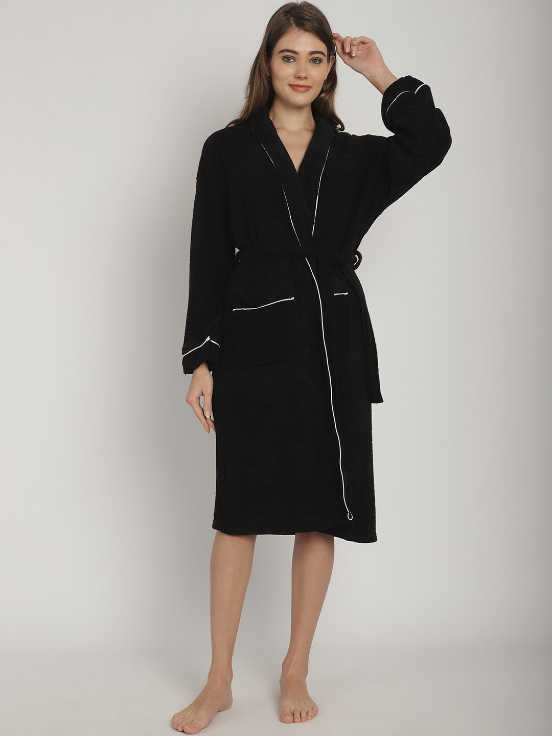 ELEVANTO Black Solid Cotton Drawstring Knee Length Bath Robe