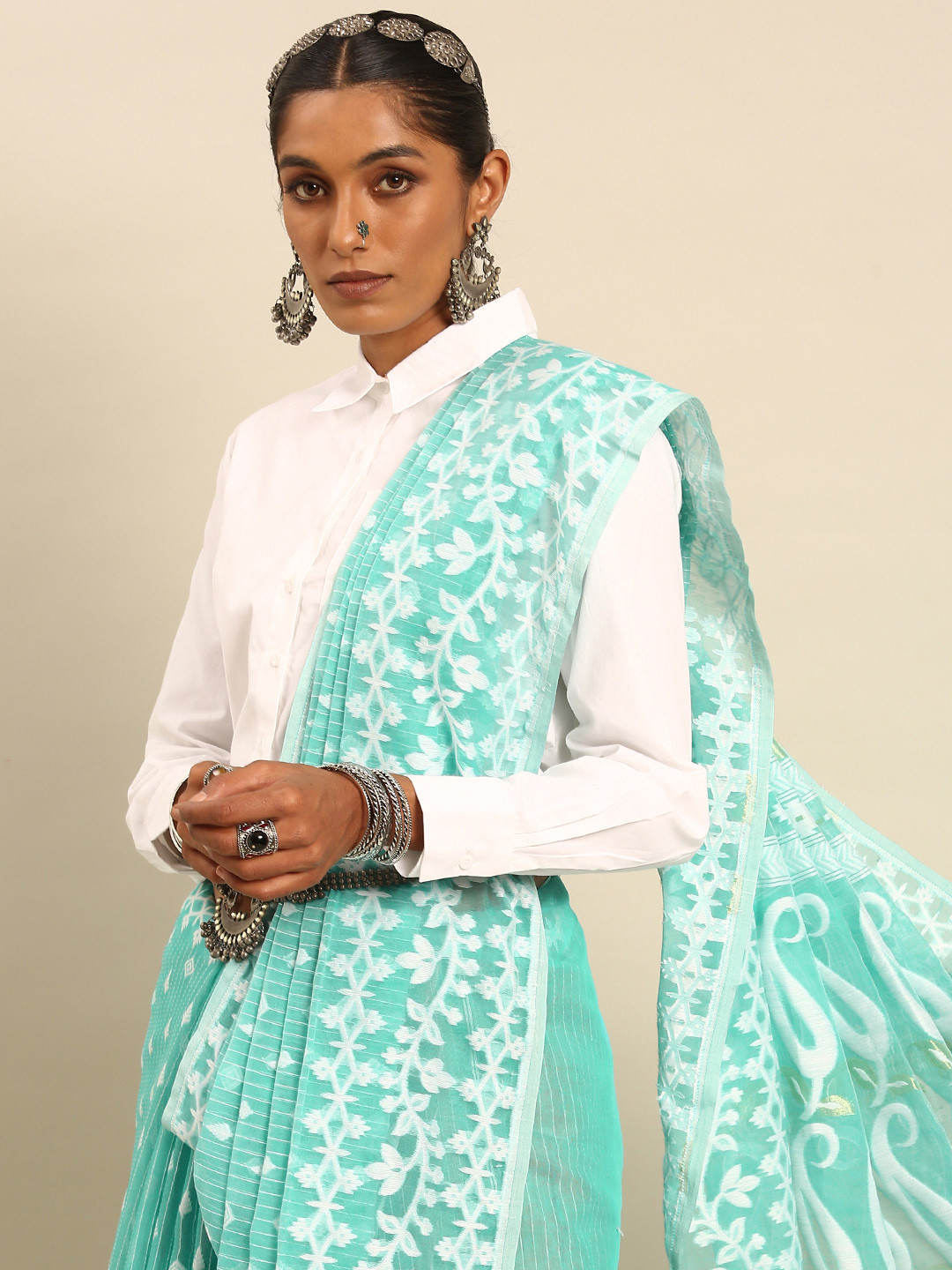 Taavi Ethnic Motifs Jamdani Inspired Woven Legacy Saree