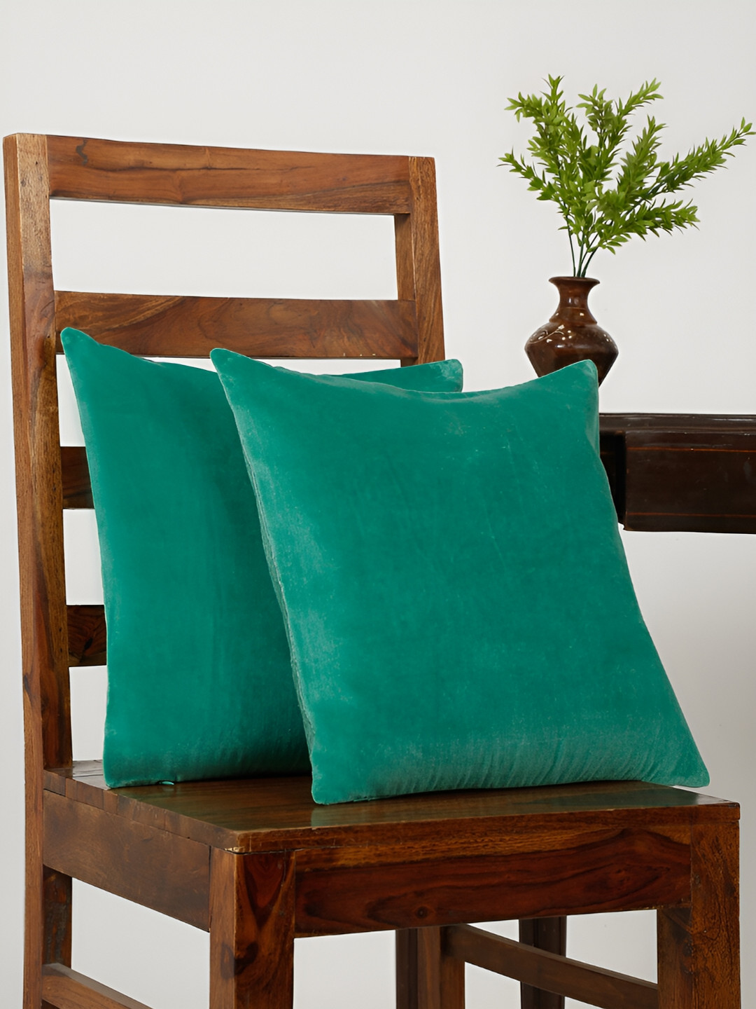 Ratan Cart Solid Green Ethnic Motifs Velvet Washable 2 Pcs Cushion Covers - 16 x 16 Inches