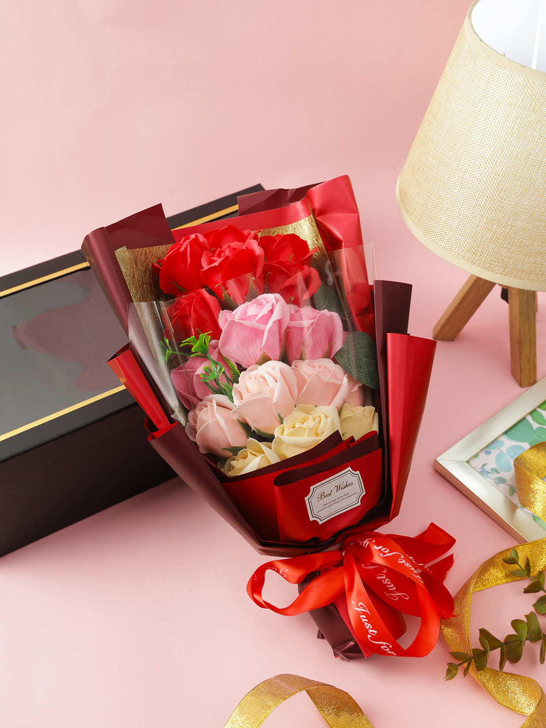 TAYHAA Red & White Rose Flowers Bouquet Gift