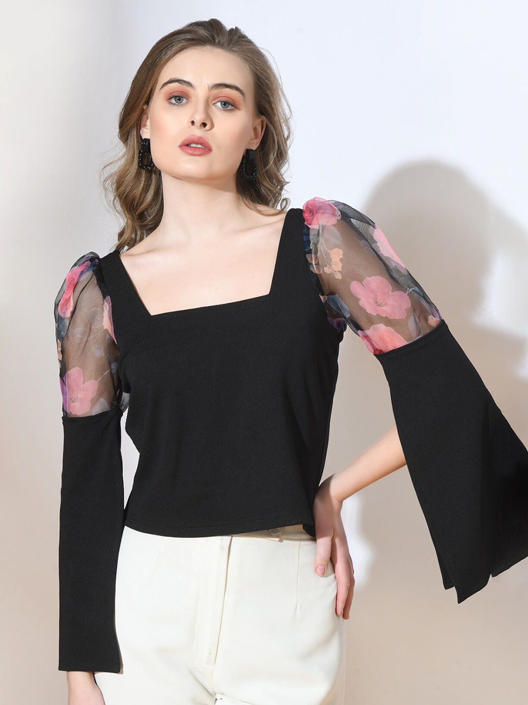 IUGA Square Neck Slit Sleeves Top