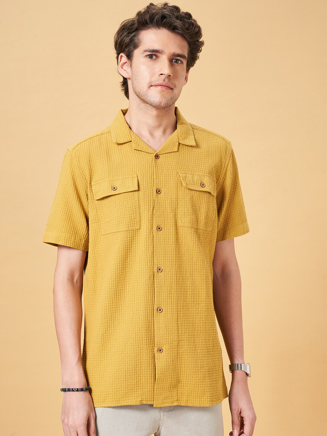 7 Alt by Pantaloons Textured Cuban Collar Short Sleeves Cotton Casual Shirt