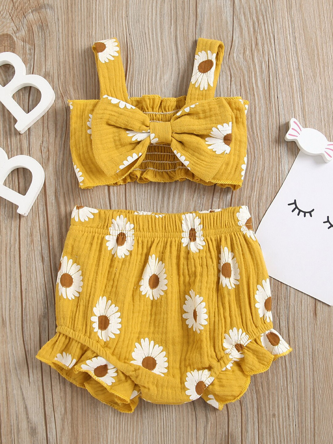 StyleCast Yellow Infant Girls Printed Top with Shorts