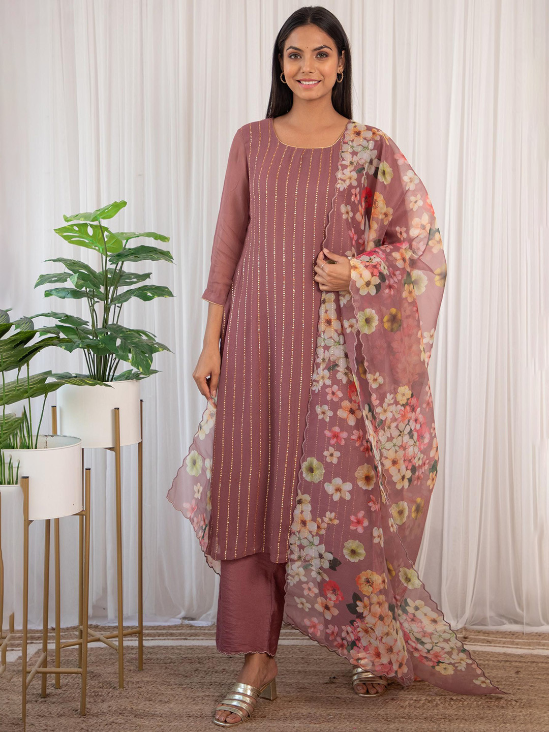 LABEL KANUPRIYA Striped Woven Design Regular Kurta With Trousers & Dupatta