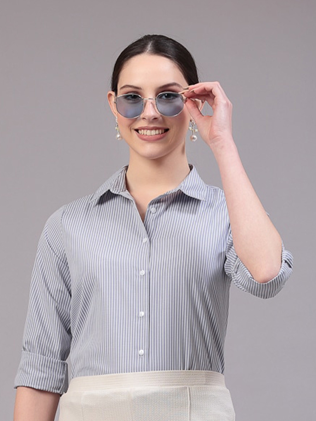 Style Quotient Grey & White Classic Striped Cotton Casual Shirt