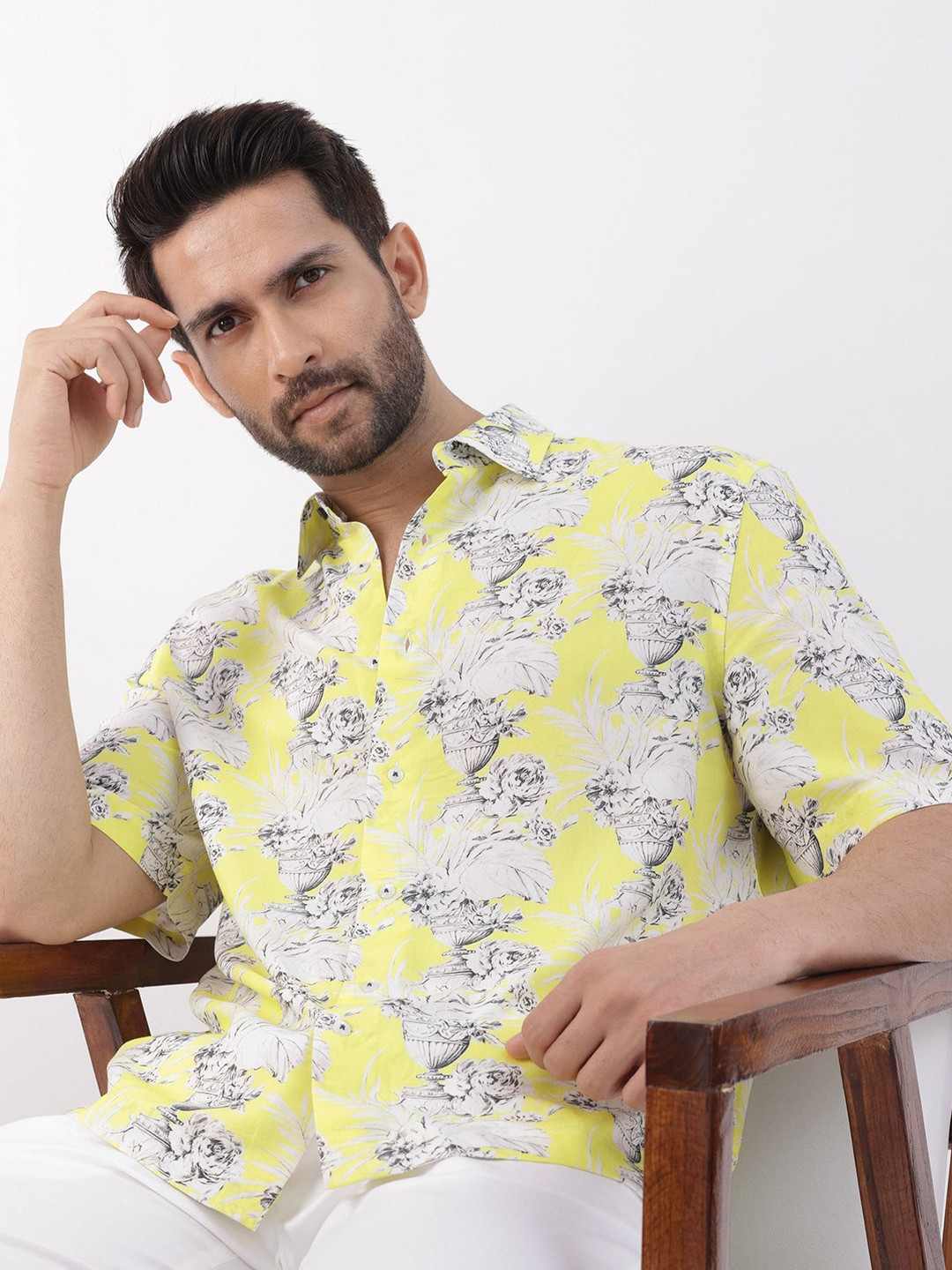 RARE RABBIT Men Mackle Slim Fit Floral Printed Shirt