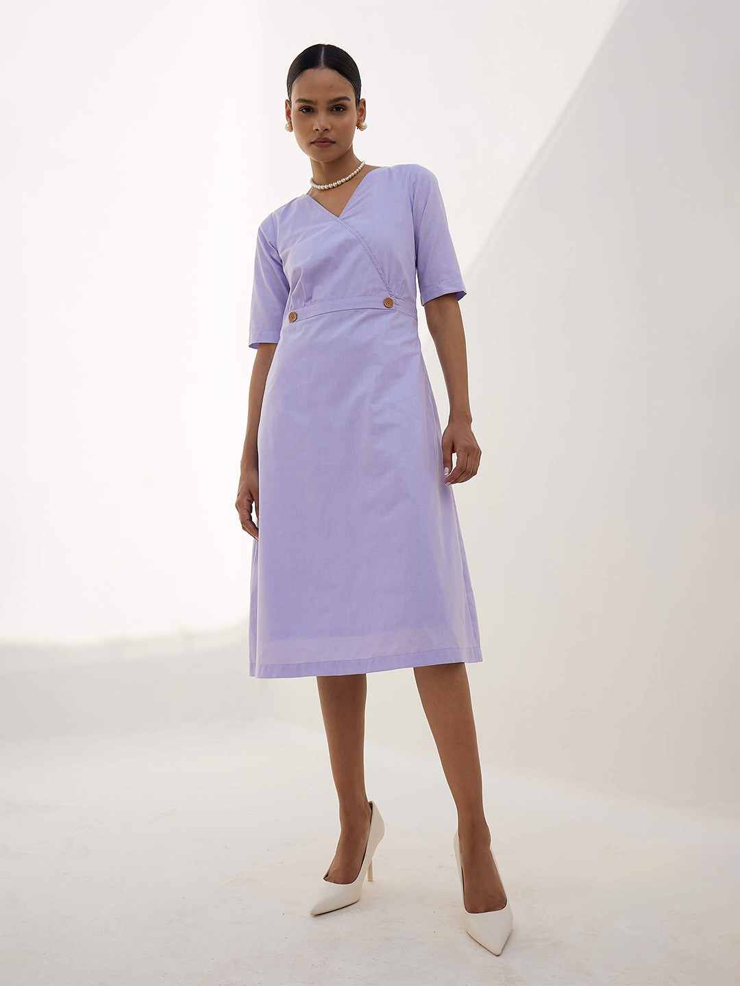 SALT ATTIRE furiru V Neck A Line Midi Dress