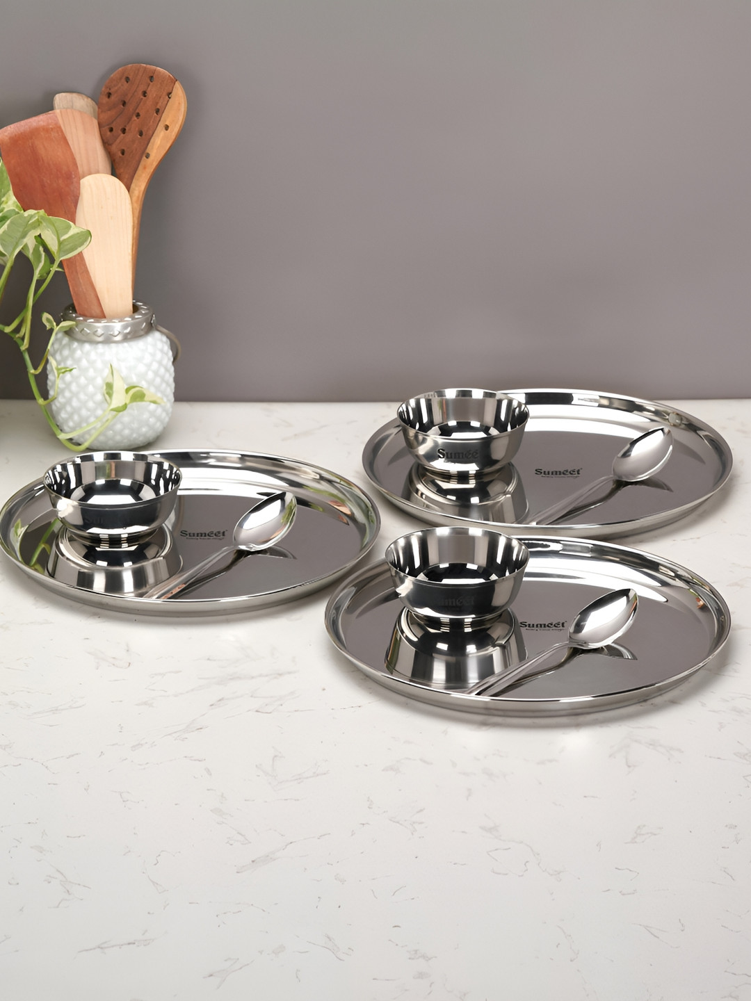 Sumeet Silver Solid Heavy Gauge Stainless Steel Dishwasher Safe 9 Piece Dinner Set