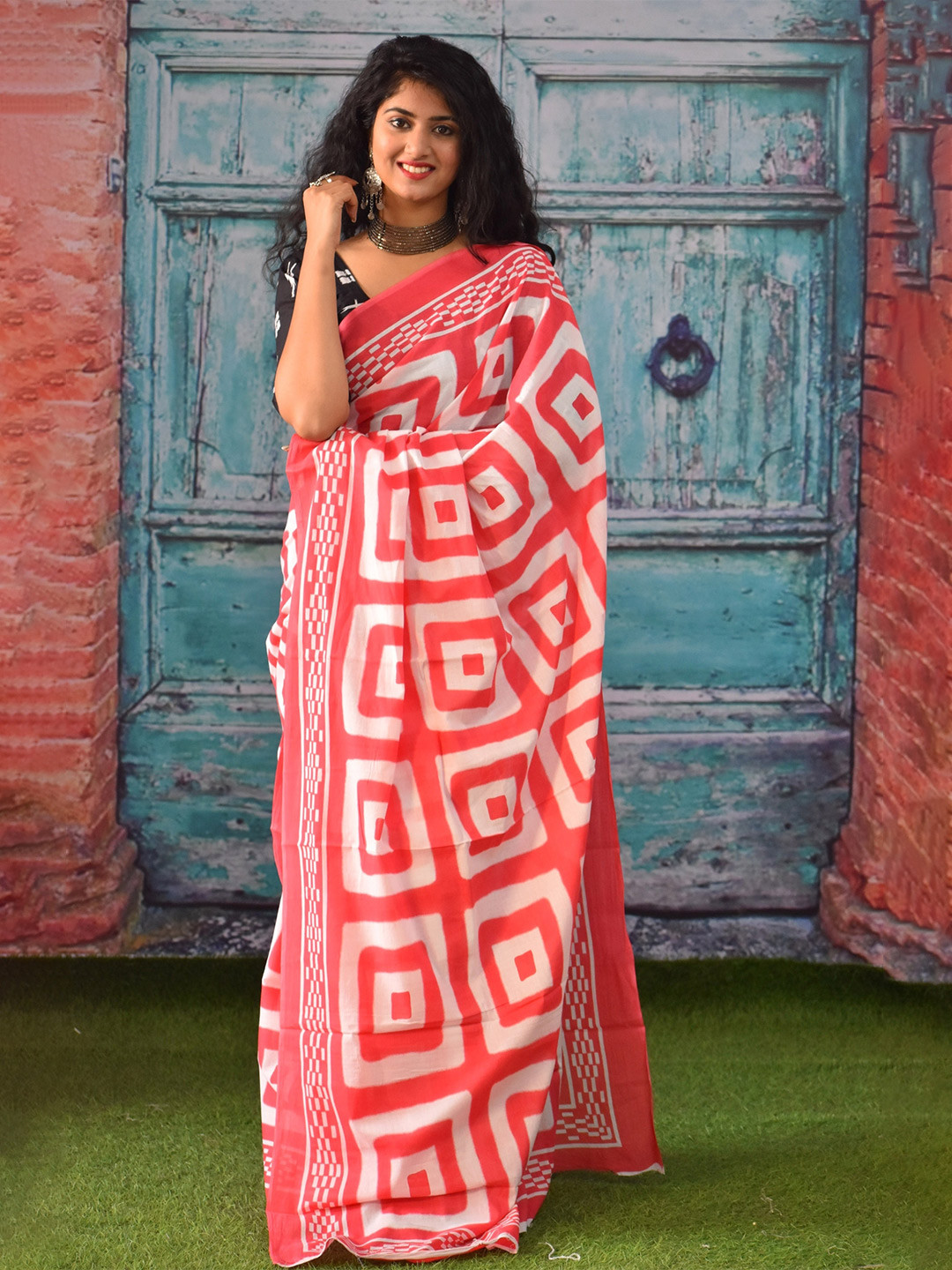KIAARON Pure Cotton Geometric Block Print Saree