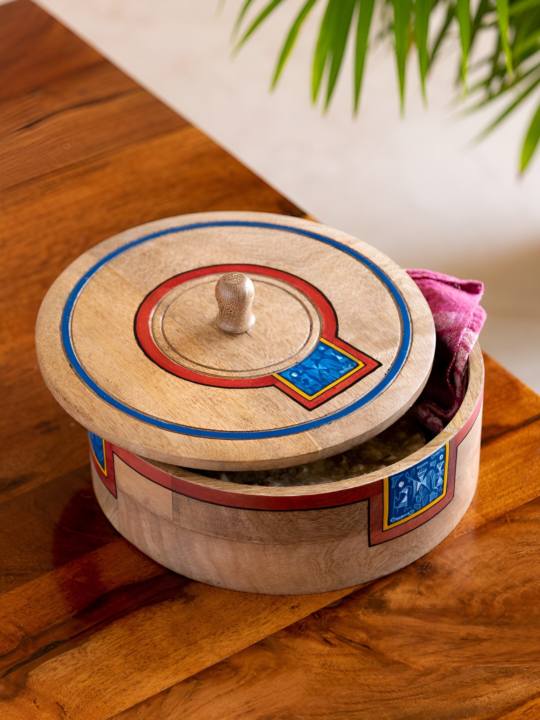 ExclusiveLane The Deserted Blues Brown And Red Mango Wooden Chapati Box With Lid 1.08 L