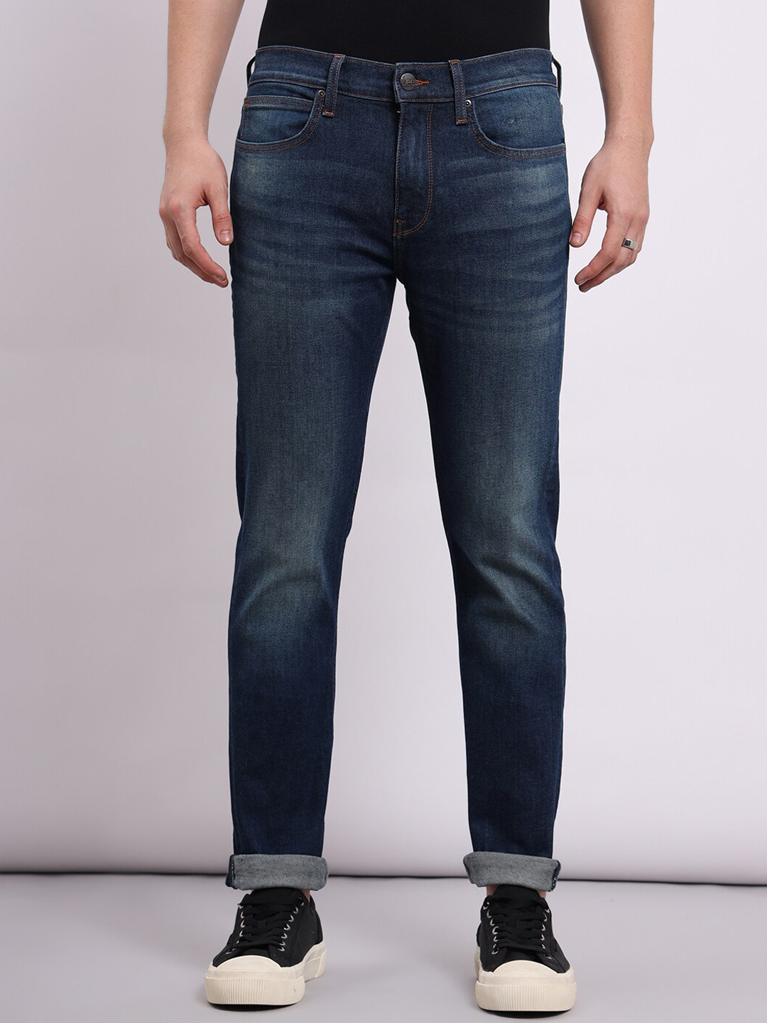 Lee Men Modern Slim Fit Mid-Rise Clean Look Light Fade Stretchable Jeans