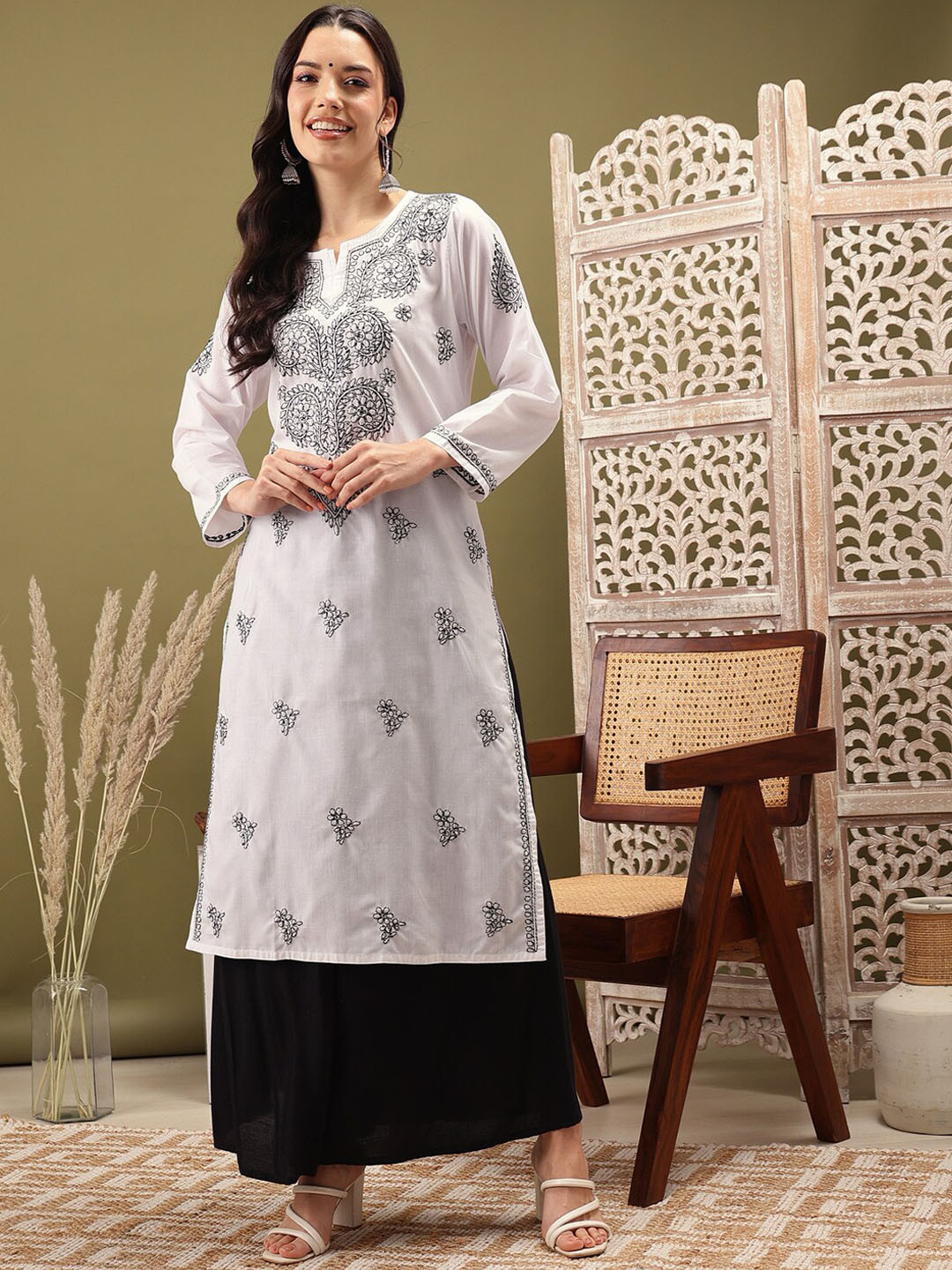 ADA Ethnic Motifs Embroidered Notch Neck Cotton Chikankari Straight Kurta