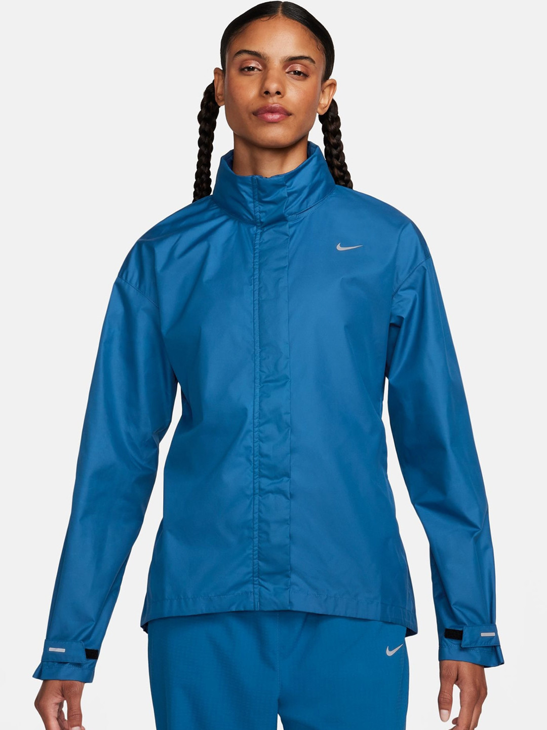 nike jacket myntra
