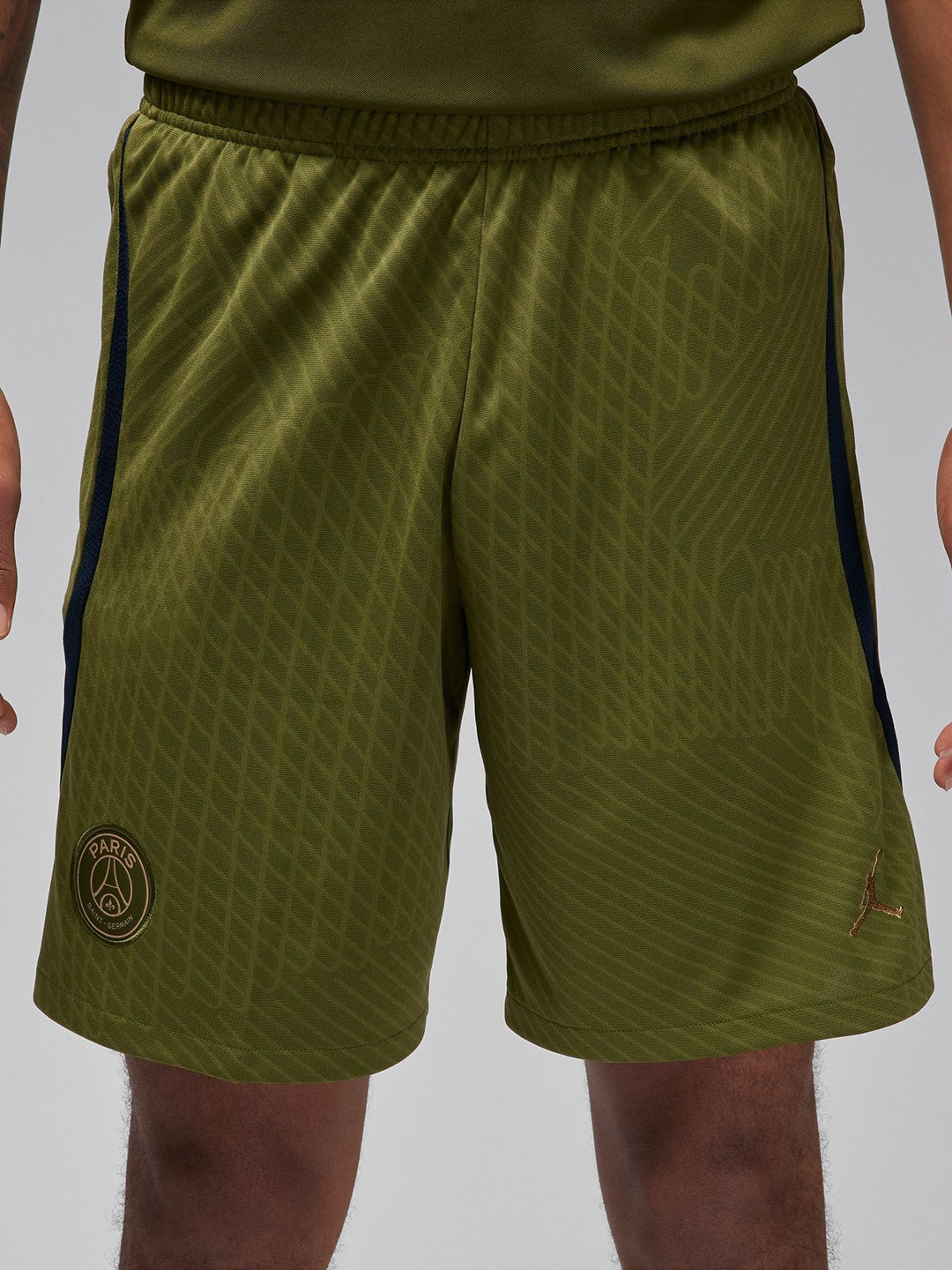 Nike Men Paris Saint-Germain Strike Fourth Men Jordan Dri-FIT Mid-Rise Football Shorts