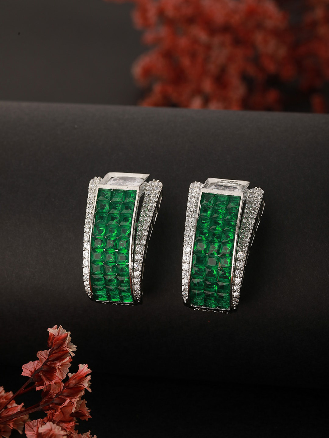 Saraf RS Jewellery Silver-Plated Contemporary Studs Earrings