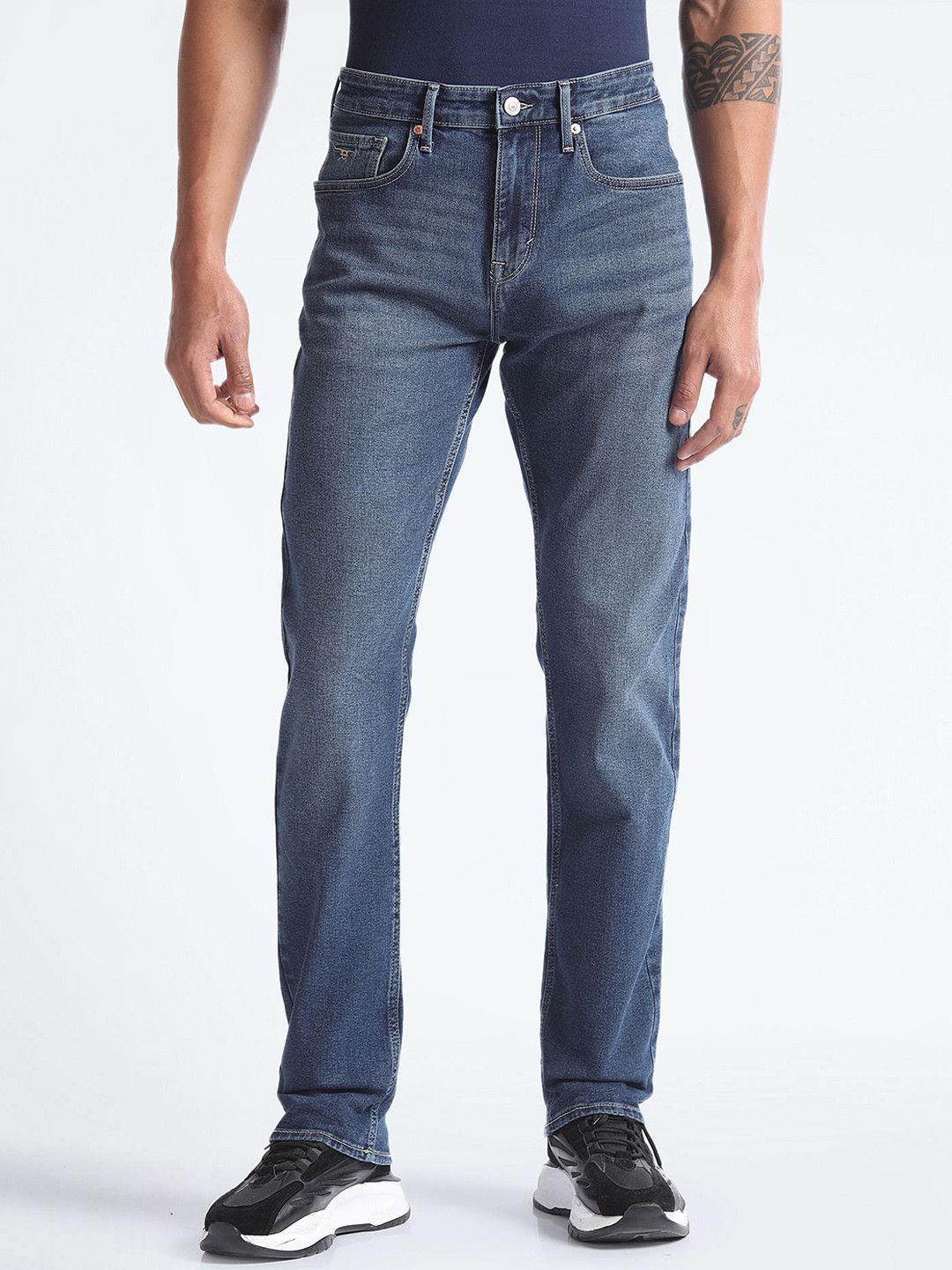 Flying Machine Men F-Jango Straight Fit Clean Look Light Fade Stretchable Jeans