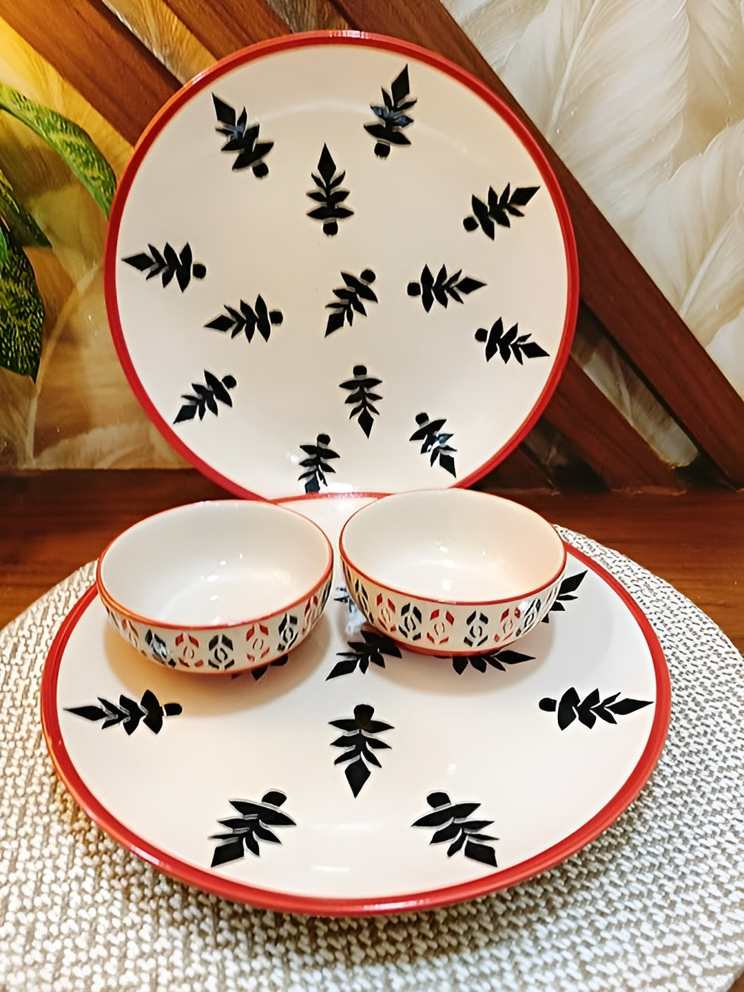 caffeine Hand Made Beige Leaf Ceramic Dishwasher Safe 4 Piece Dinner Set