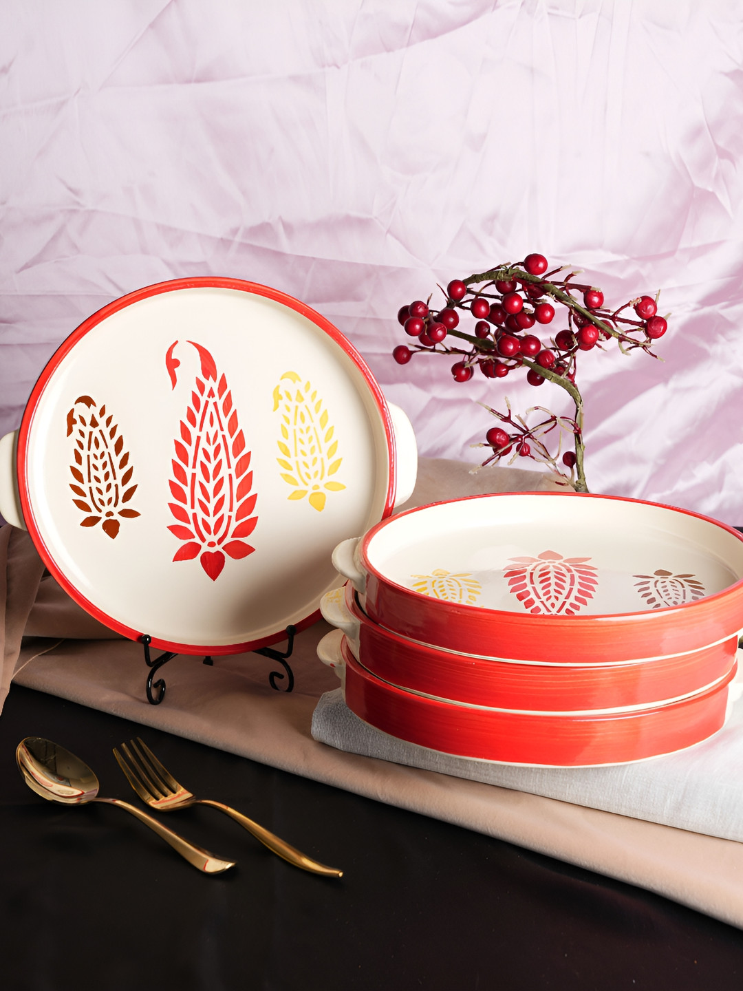caffeine Beige & Red 4 Pcs Ceramic Dishwasher and Microwave Safe Tray
