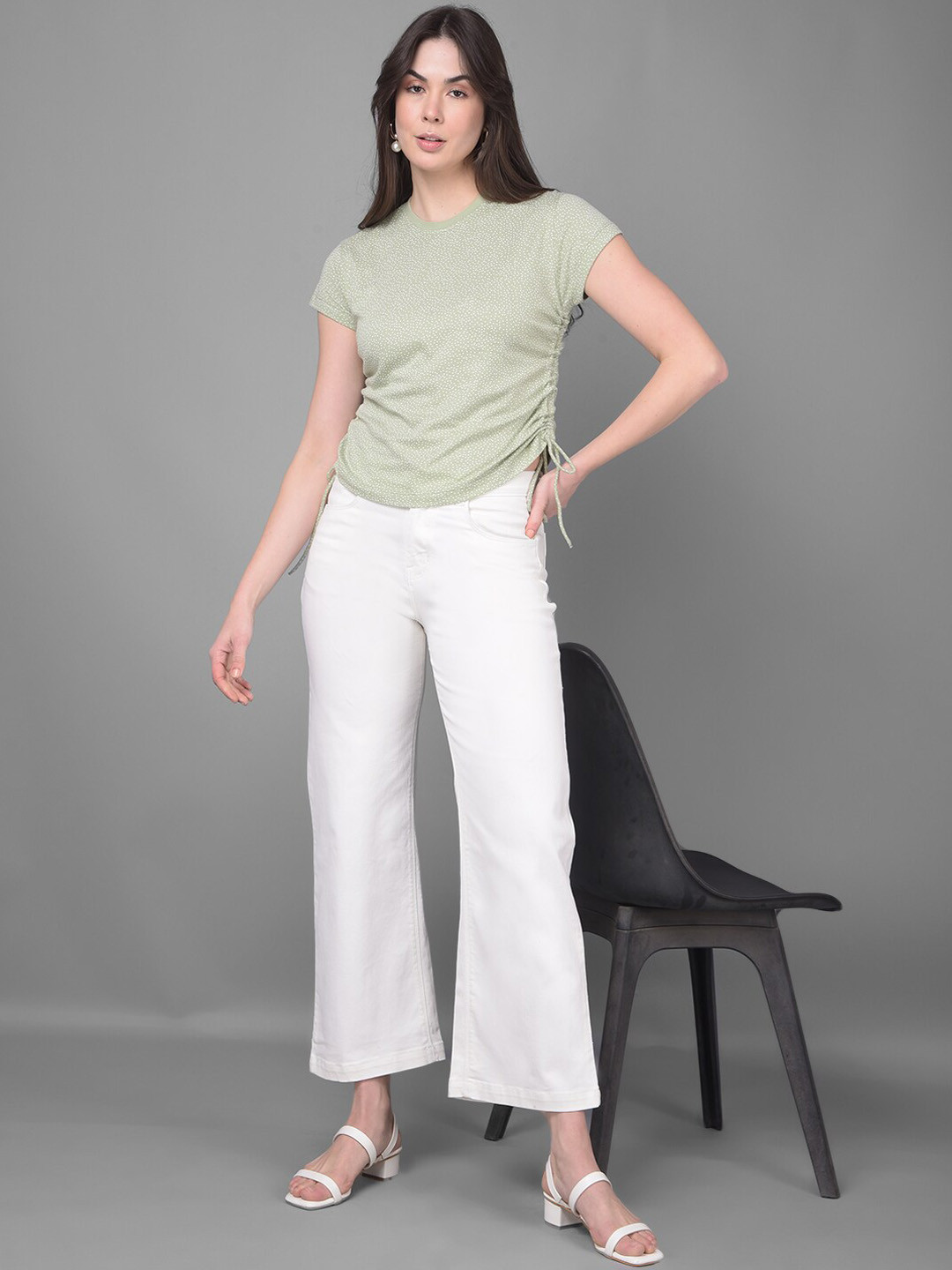 Crimsoune Club Women Wide Leg Slash Knee Light Fade Stretchable Jeans