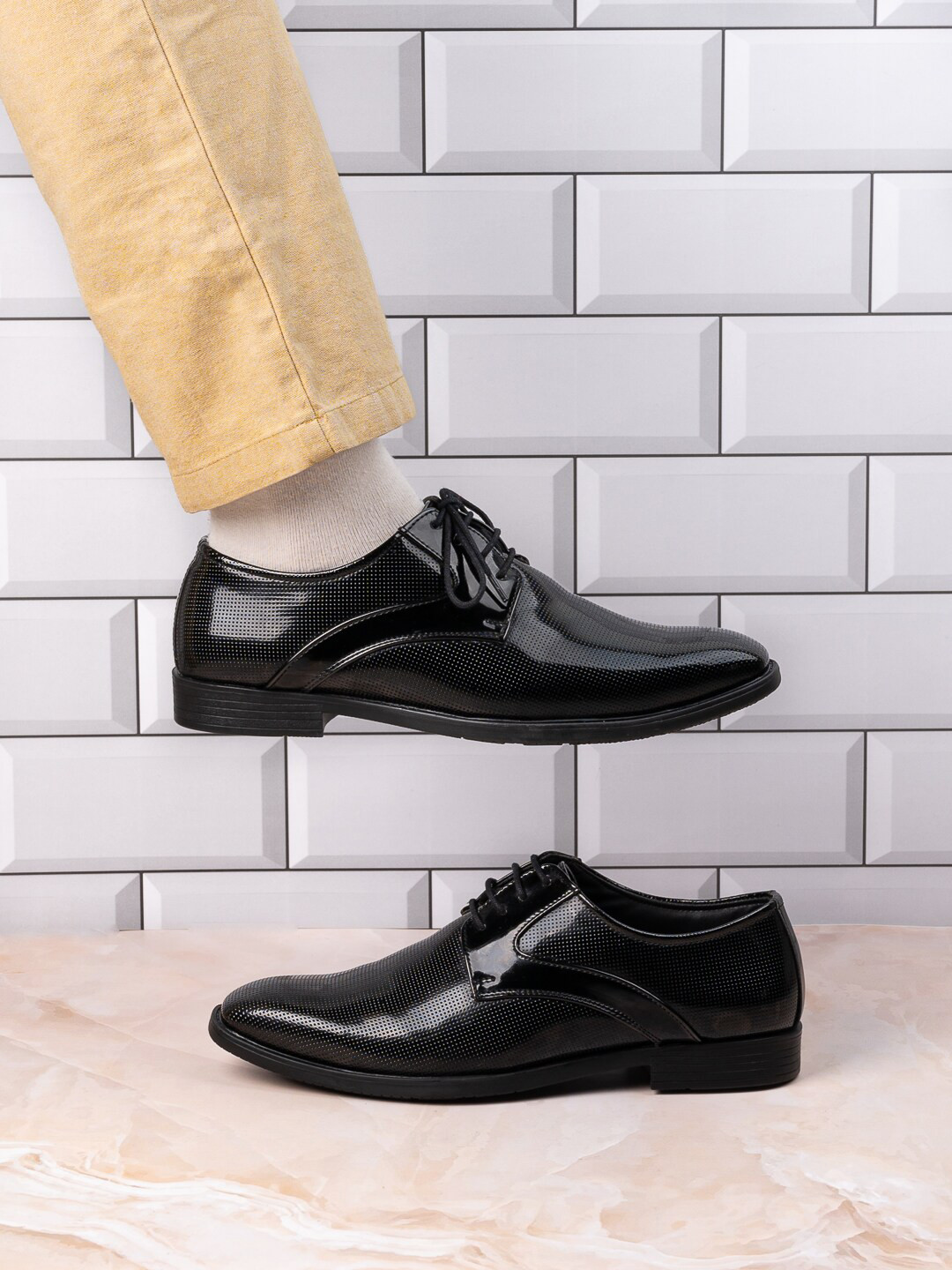 Styli Pointed Toe Lace Up Formal Shoes