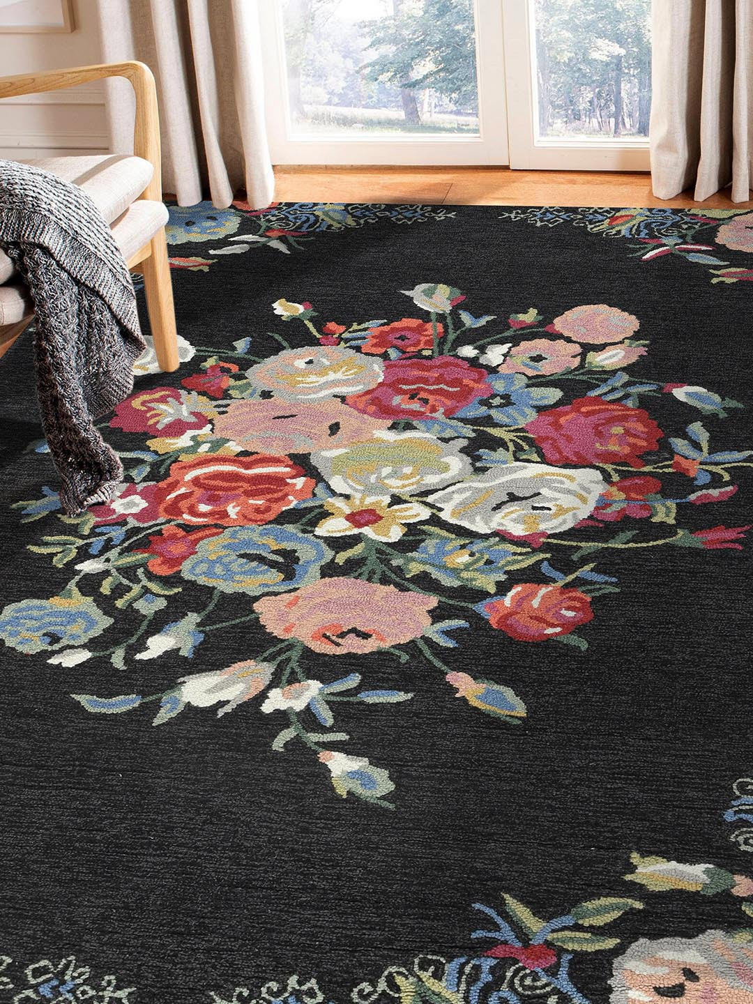 saraswatii global Black & Red Floral Printed Woolen Rectangle Carpet