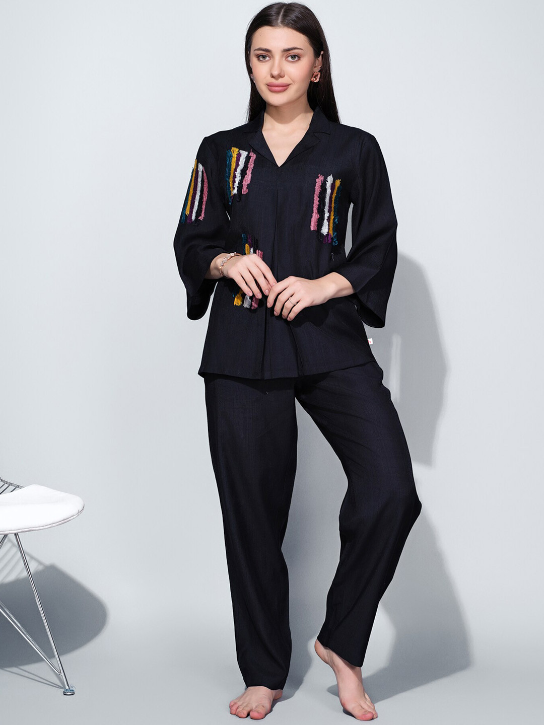 Bannos Swagger Black Lace Detailing V-Neck Night suits