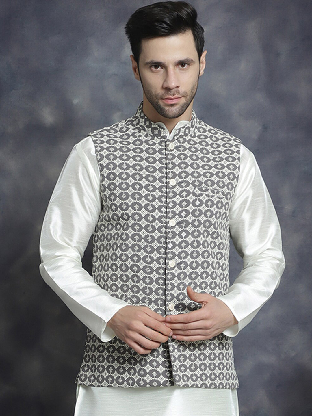 Jompers Geometric Embroidered Mandarin Collar Nehru Jacket
