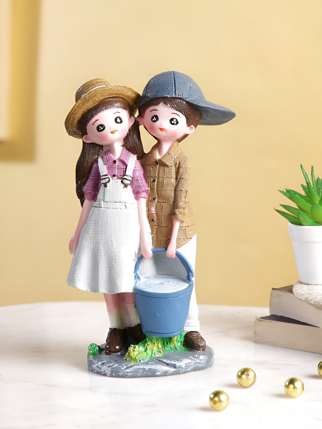 CraftVatika Love Couple White Polyresin Matte Bedroom Small Showpiece - 7.2 Inches