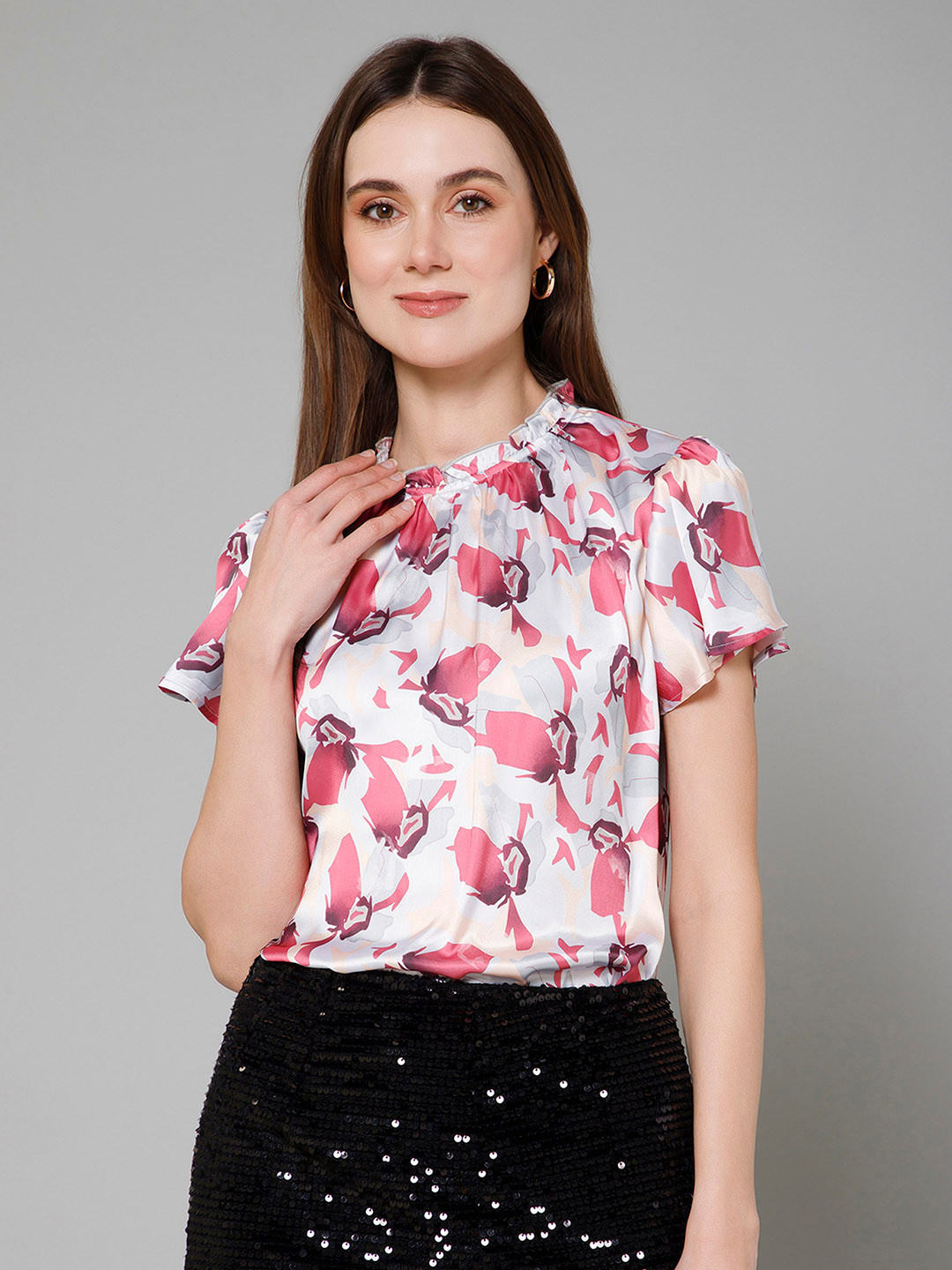 PURYS Floral Printed Flutter Sleeves Ruffles Detailed Satin Top