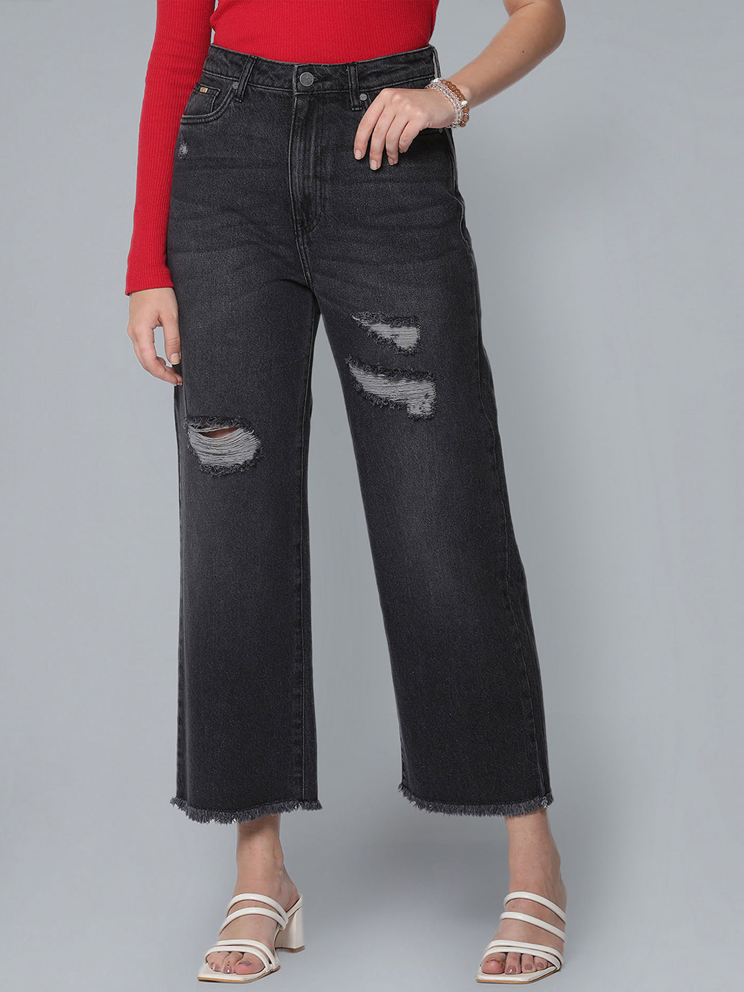 Flying Machine Women Straight Fit Mildly Distressed Light Fade Cropped Length Cotton Jeans