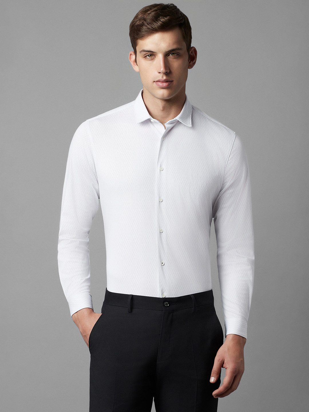 Louis Philippe Sport Super Slim Fit Textured Spread Collar Long Sleeves Casual Shirt