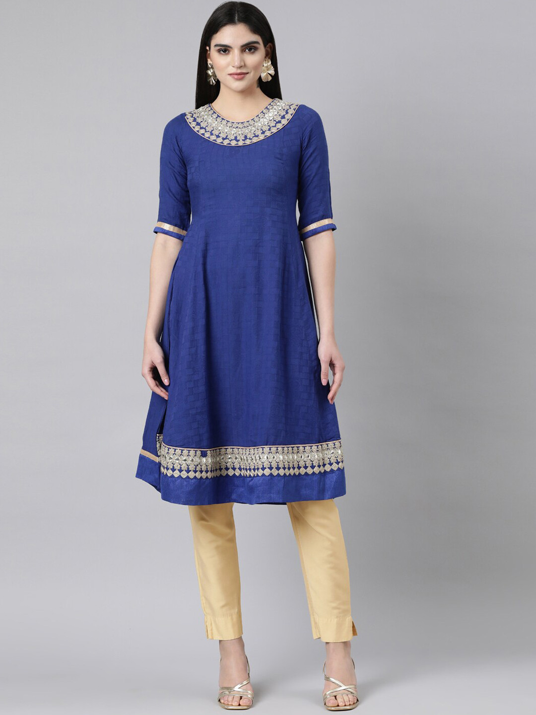 Souchii Geometric Sequinned Grandeur & Majestic Artwork Jacquard Anarkali Kurta