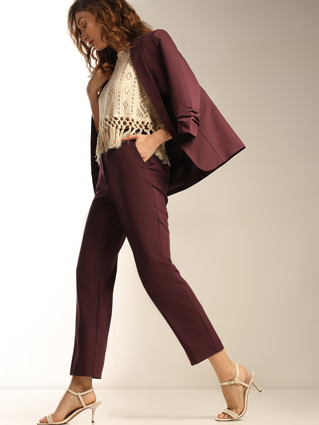 Vero Moda Women Slim Fit Cropped Trousers